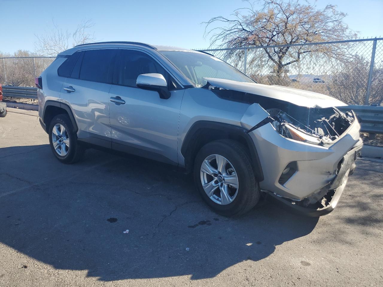 2019 Toyota RAV 4 - Image 4