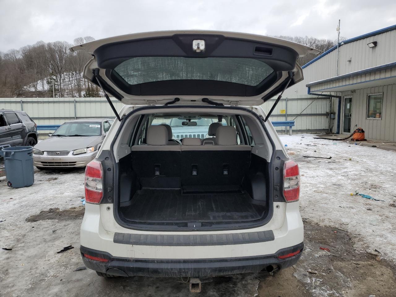 2016 Subaru Forester - Image 6