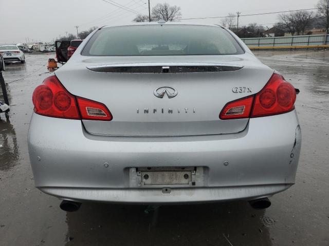 Sedans INFINITI G37 2013 Srebrny