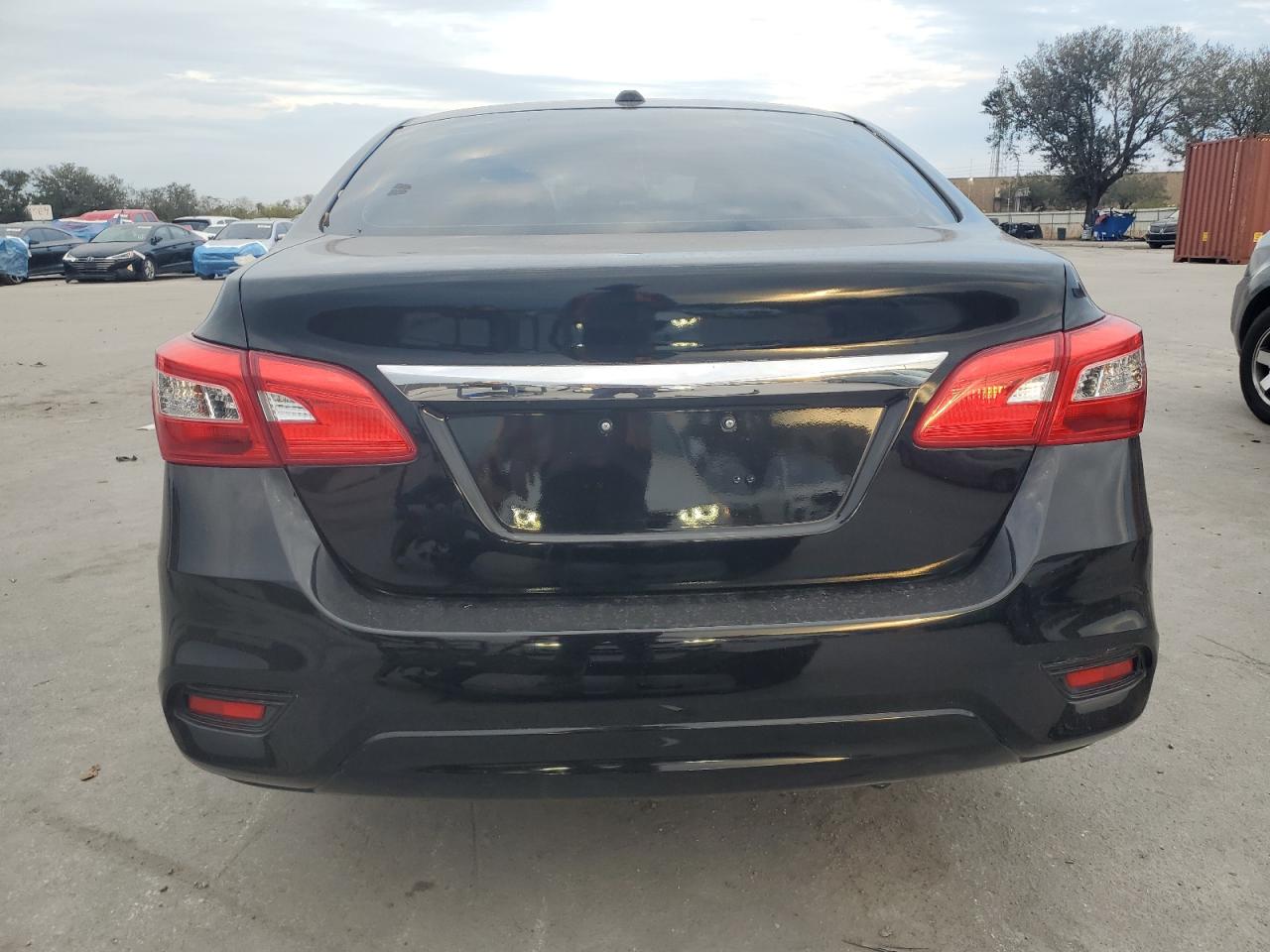 2019 Nissan Sentra - Image 6