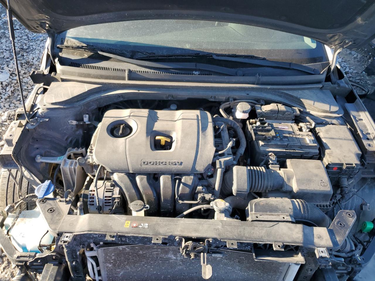 2020 Hyundai Elantra - Image 12