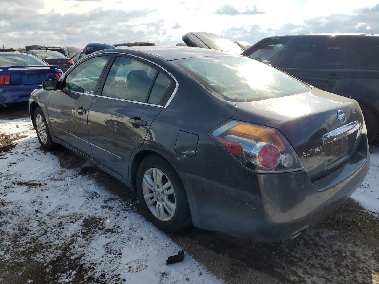 2012 Nissan Altima - Image 2