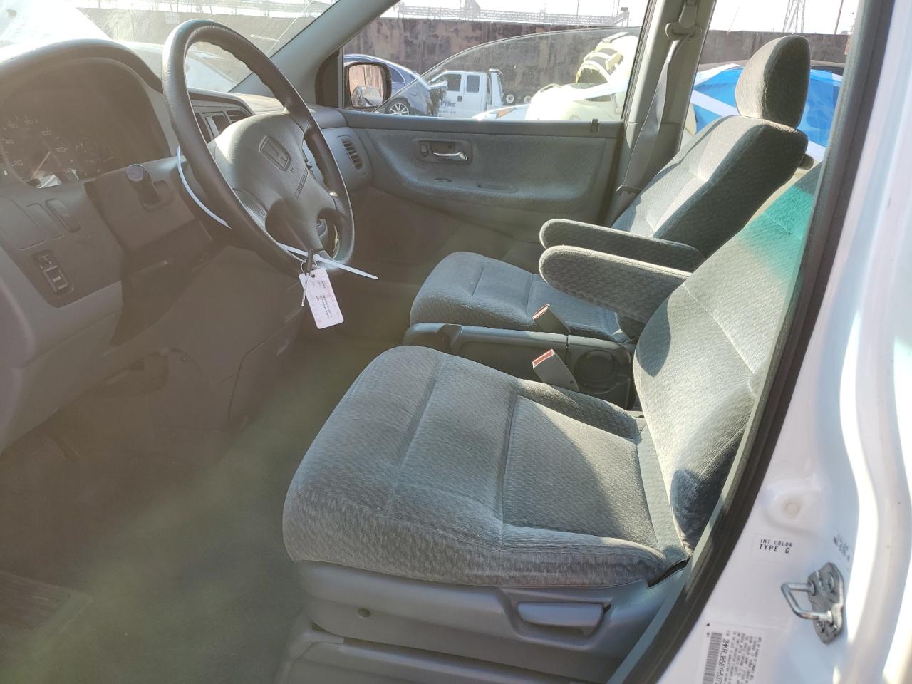 2000 Honda Odyssey Lx VIN: 2HKRL1858YH537363 Lot: 87724315