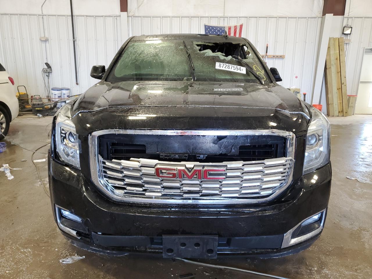 2020 GMC Yukon - Image 5