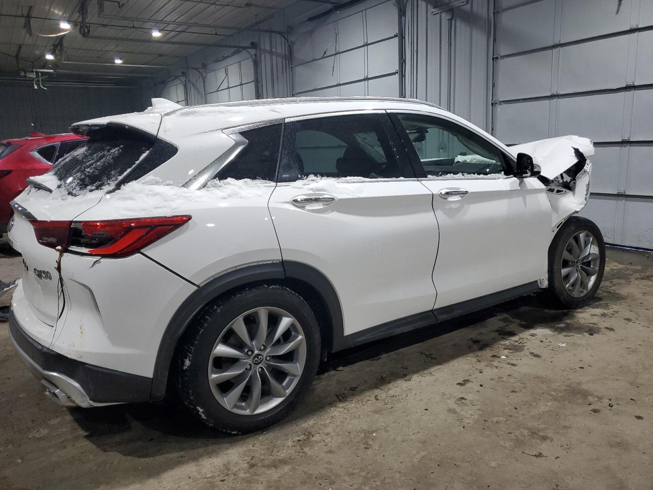 2019 Infiniti QX50 - Image 3