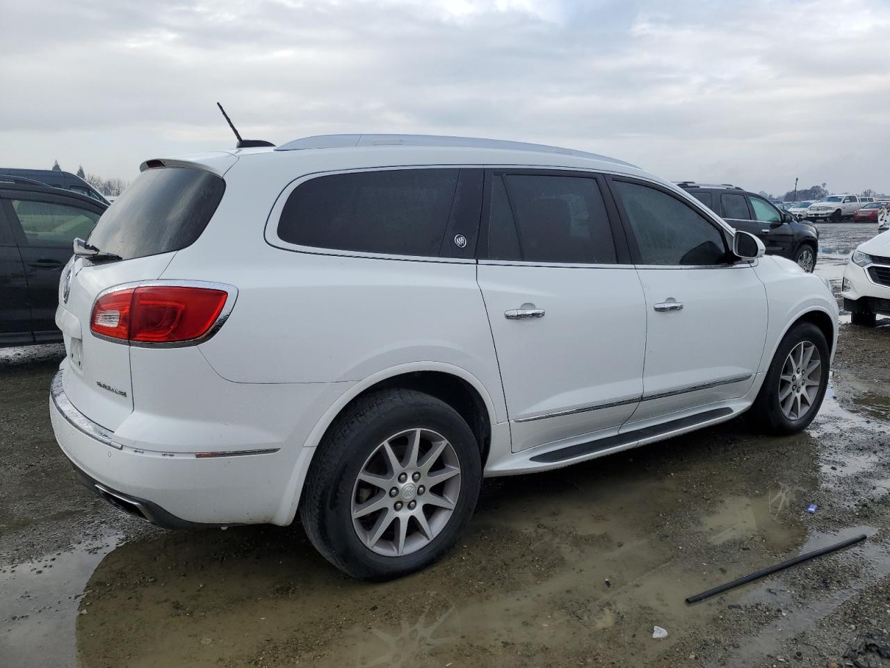 VIN 5GAKRBKD9GJ340490 2016 BUICK ENCLAVE no.3