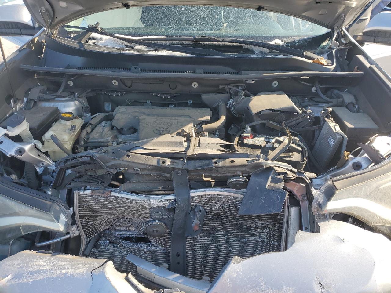 2016 Toyota RAV 4 - Image 13