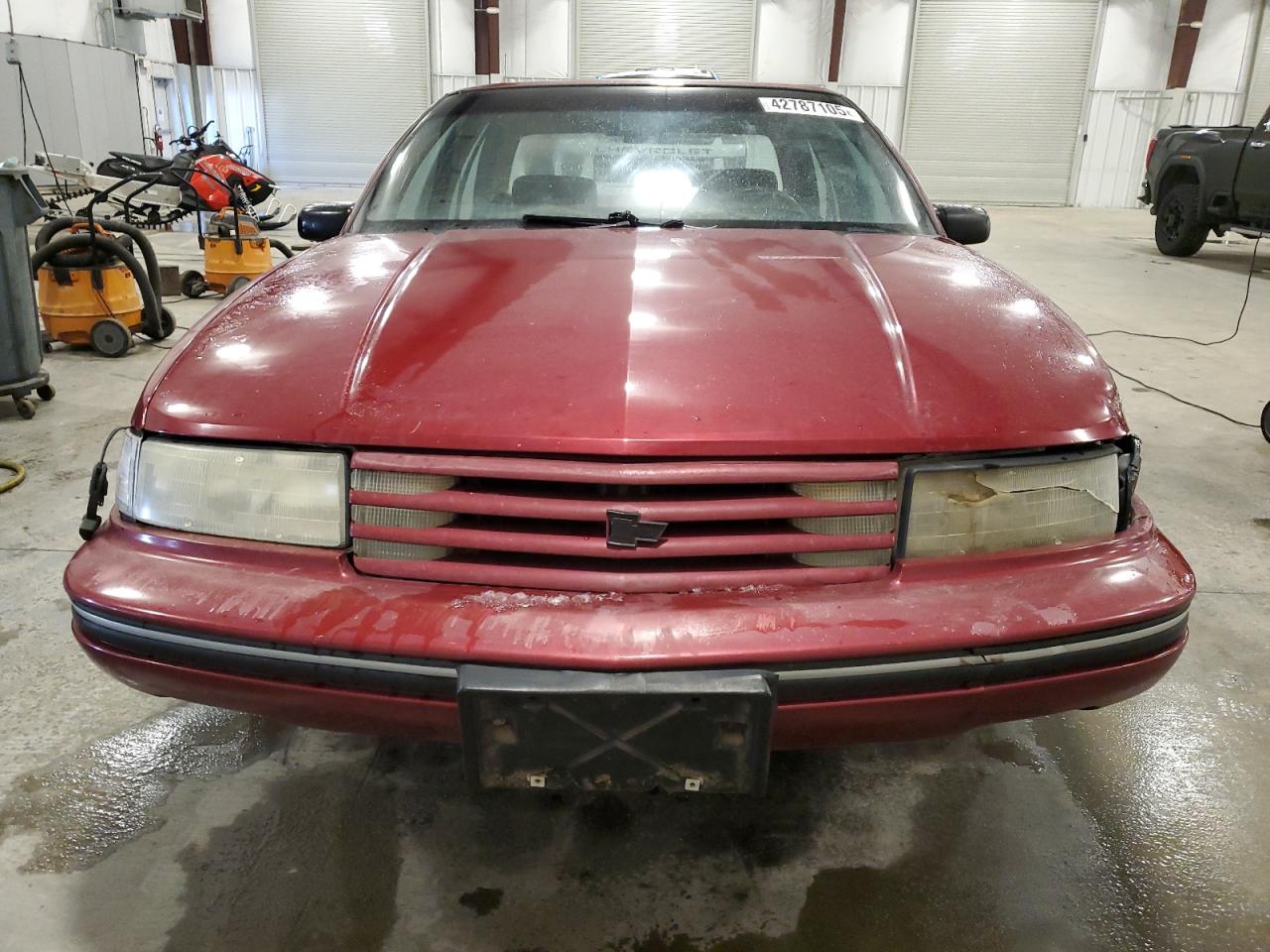 1994 Chevrolet Lumina - Image 5