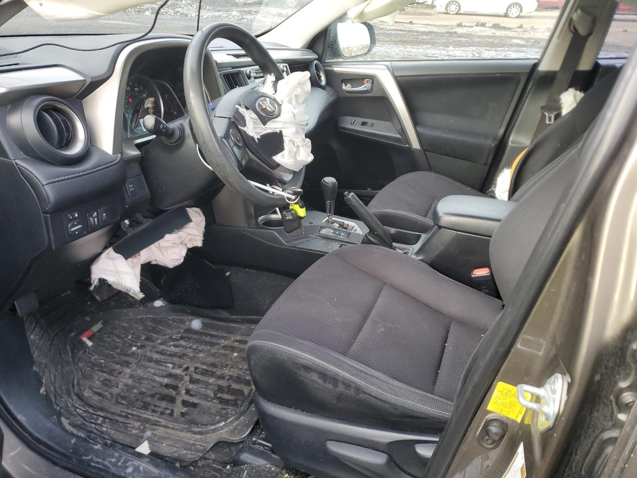 2015 Toyota RAV 4 - Image 7
