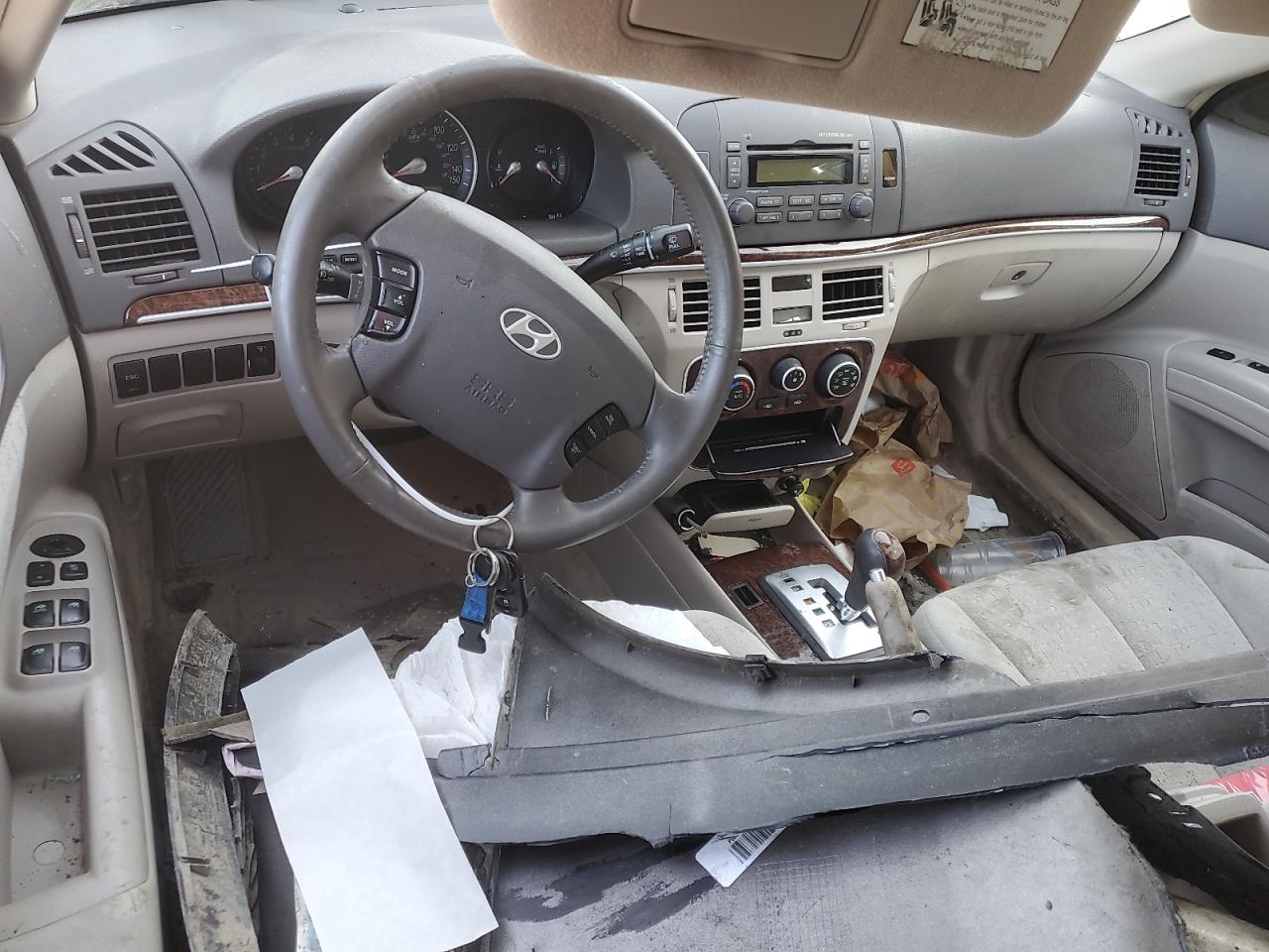 2006 Hyundai Sonata - Image 8