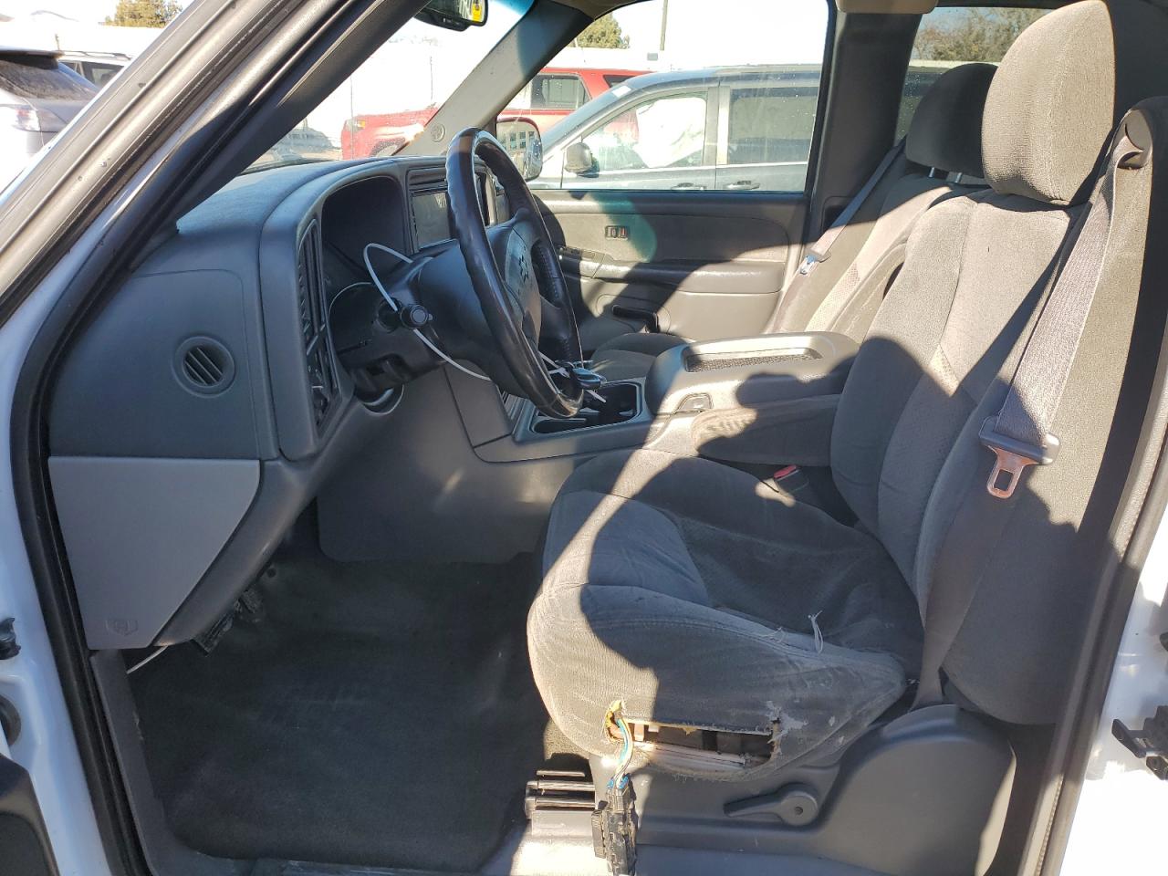 2003 Chevrolet Silverado - Image 7