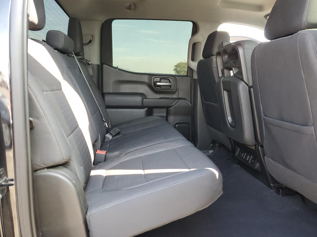 2019 Chevrolet Silverado - Image 10