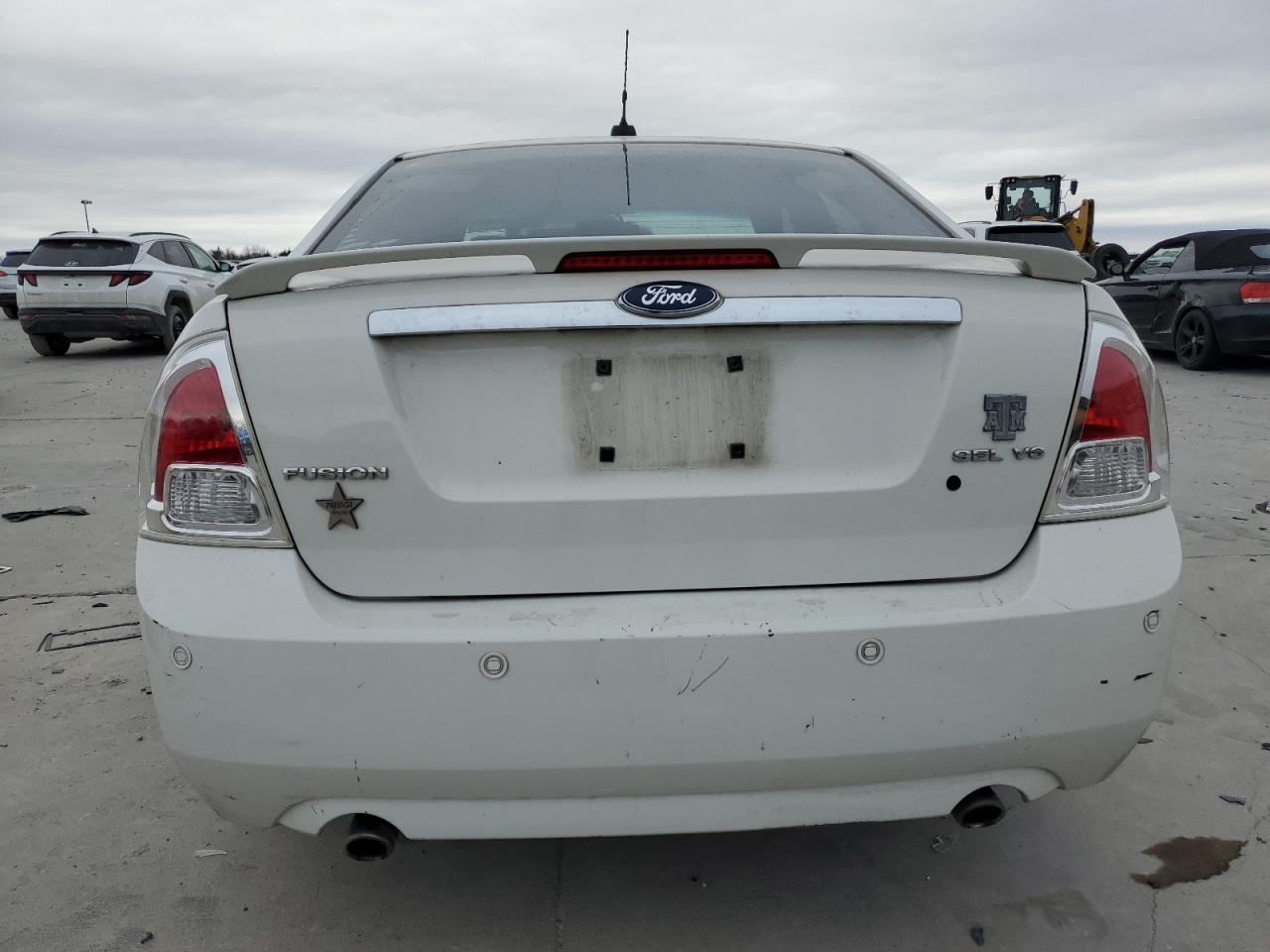 2008 Ford Fusion - Image 6