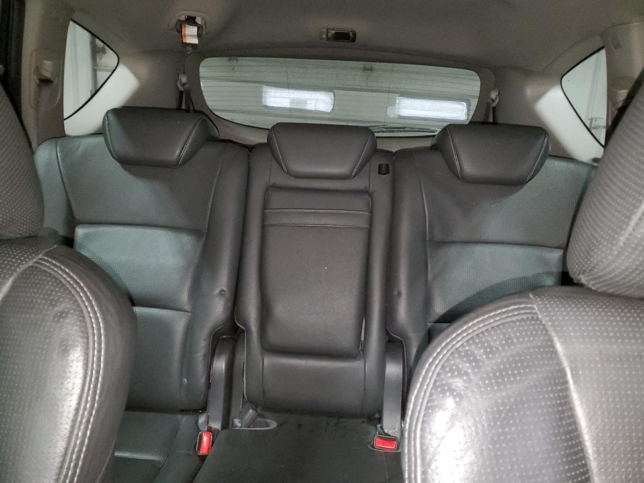 2006 Subaru Tribeca - Image 10