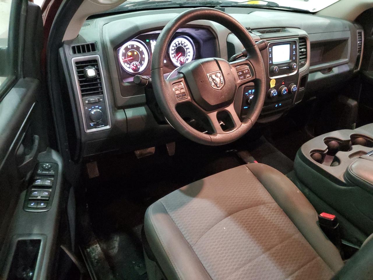 2014 RAM 1500 - Image 8
