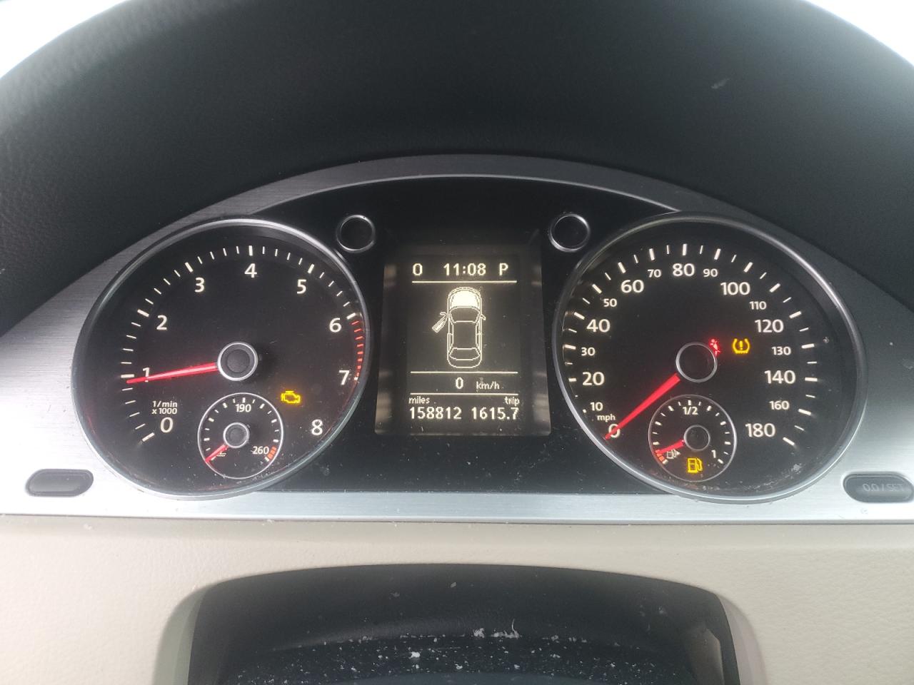 2010 Volkswagen Passat CC - Image 9