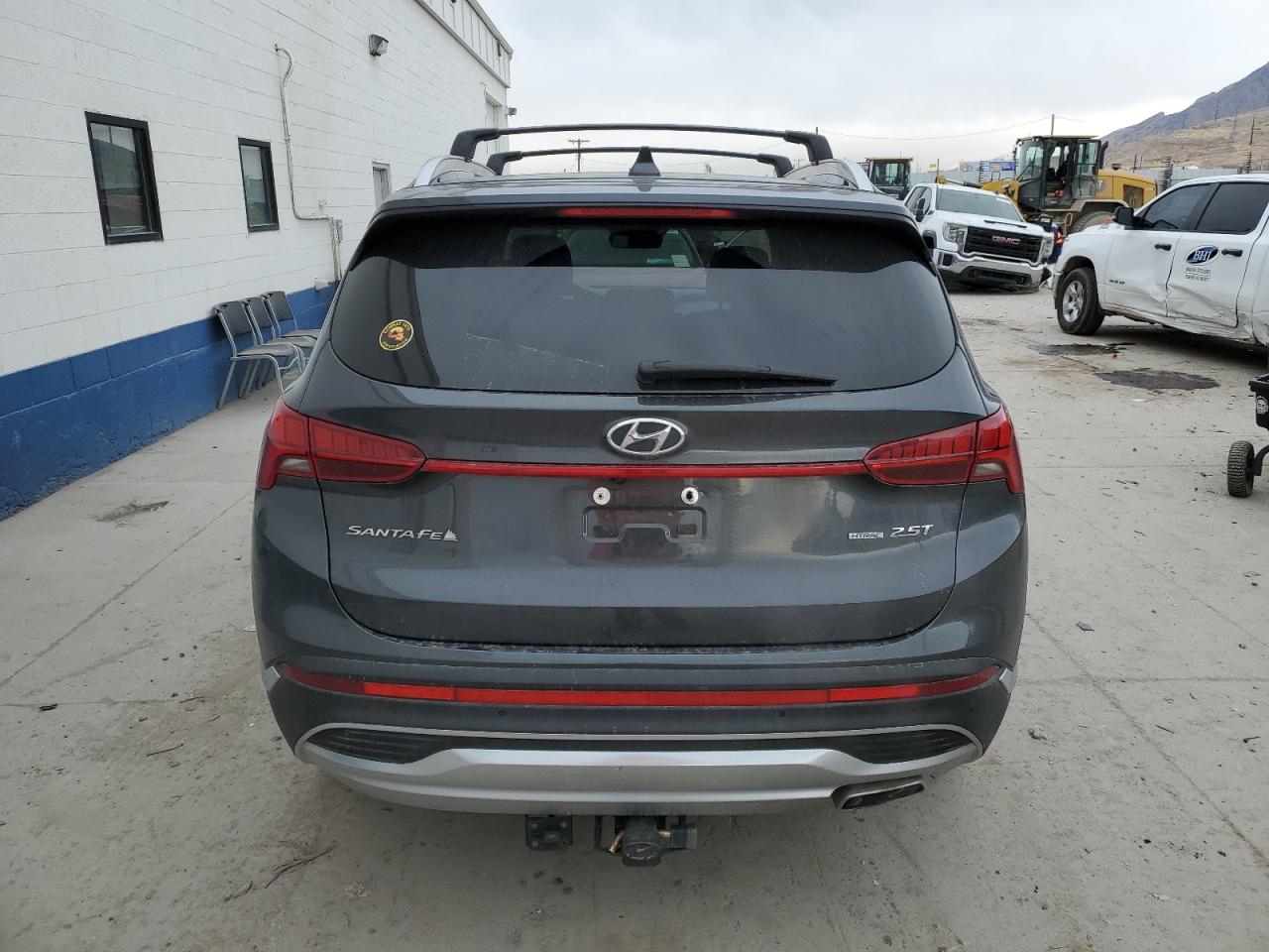 2022 Hyundai Santa Fe - Image 6