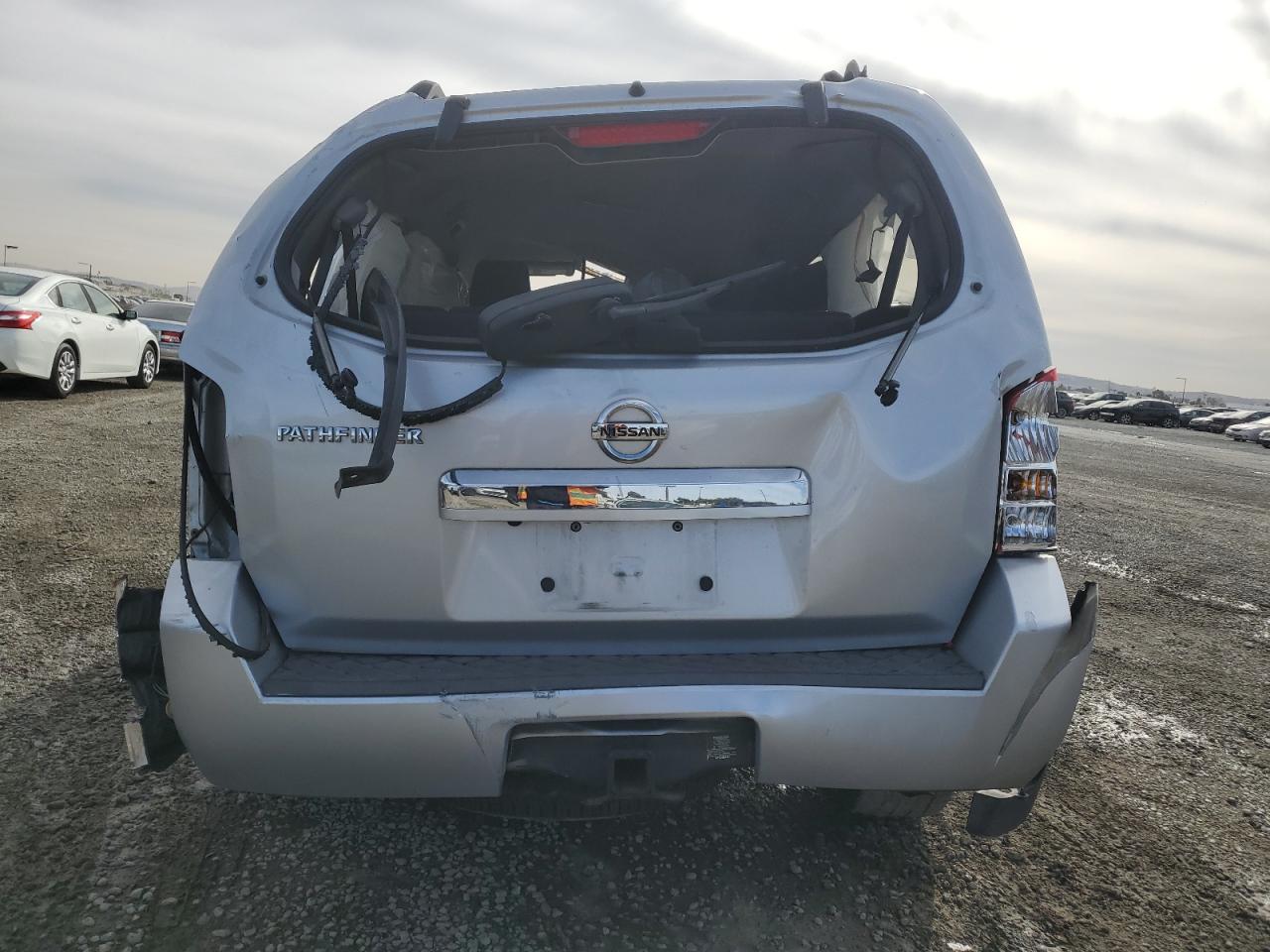 2011 Nissan Pathfinder - Image 6