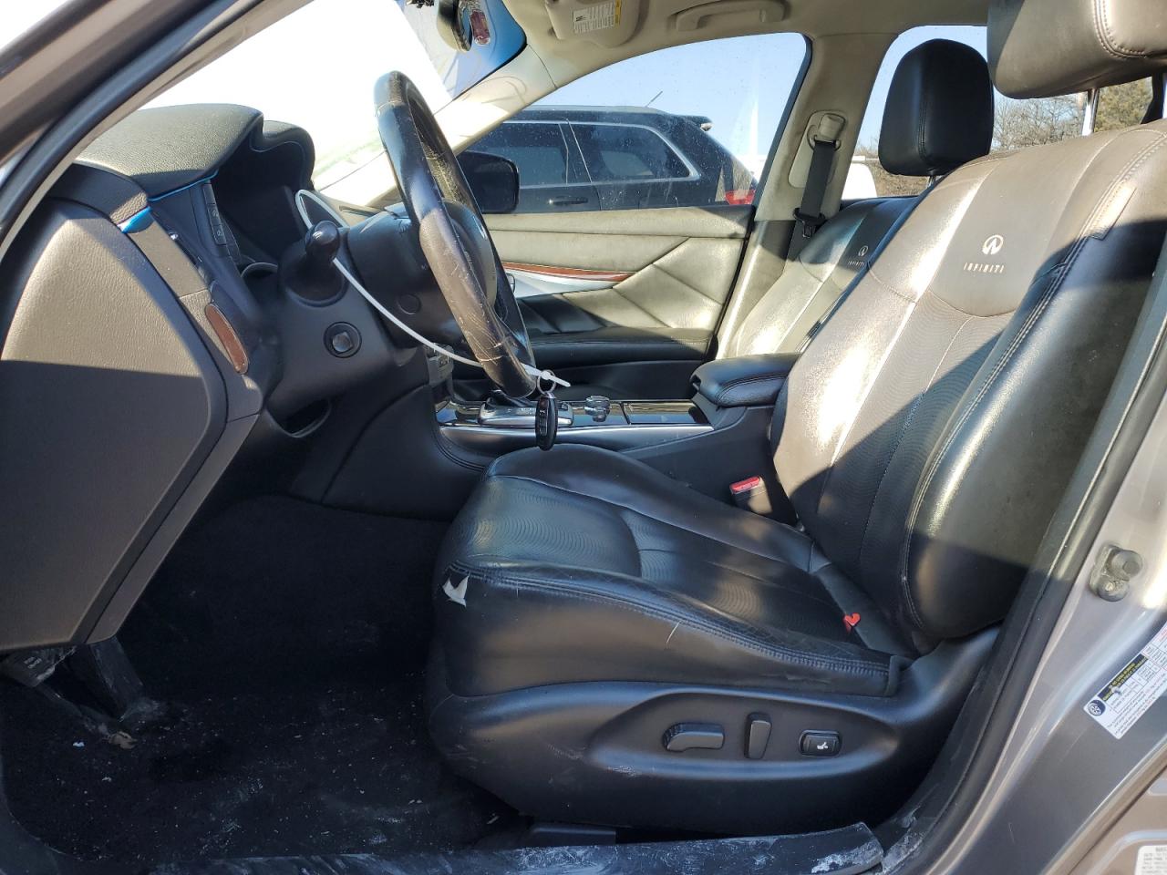 2013 Infiniti M - Image 7