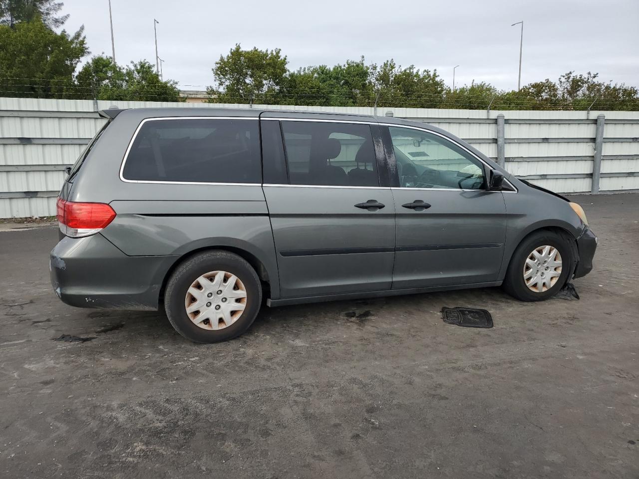 2008 Honda Odyssey - Image 3