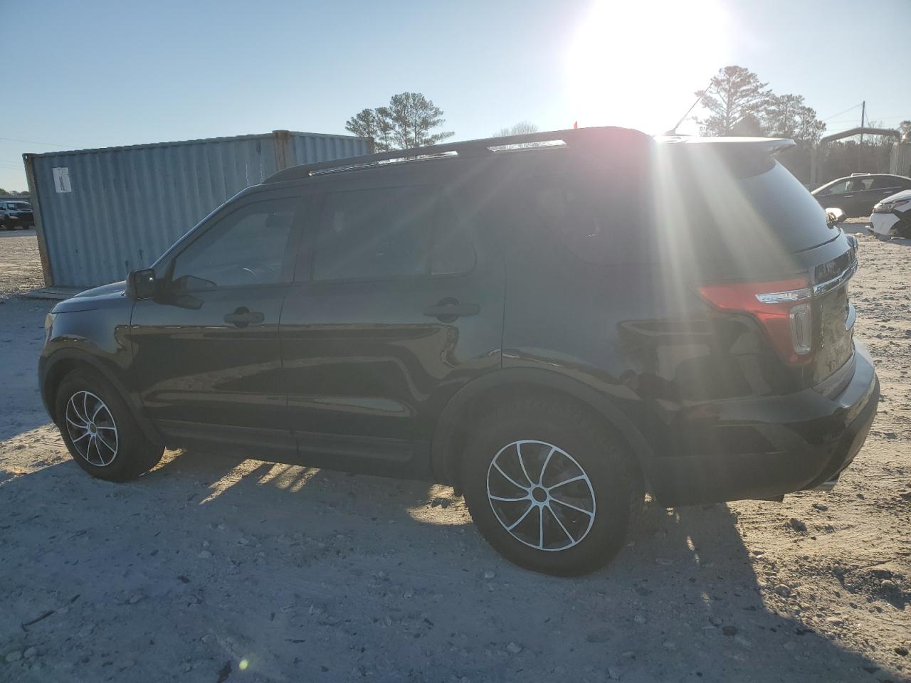 2013 Ford Explorer - Image 2
