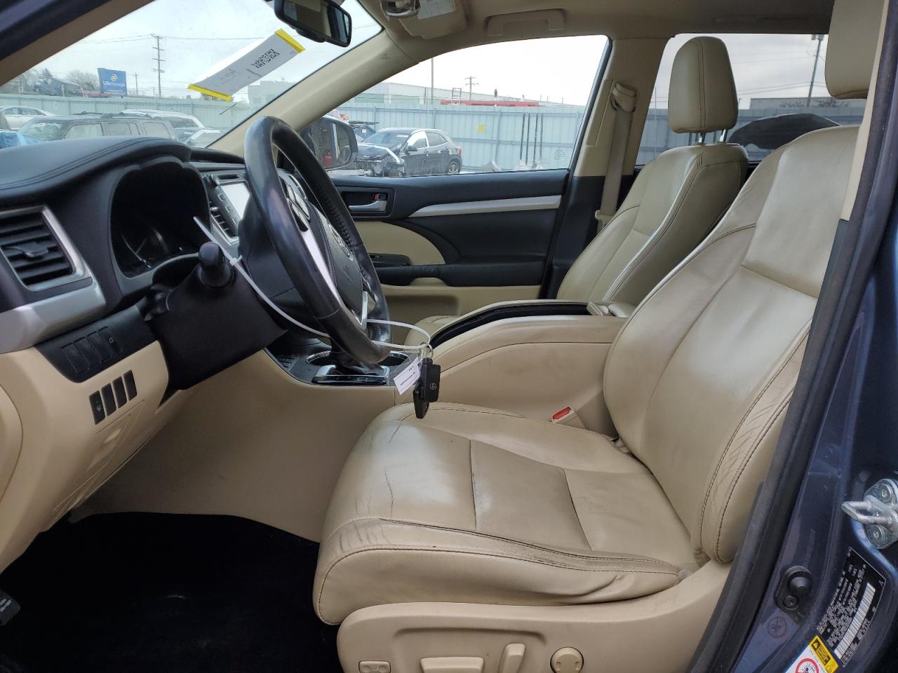 2014 Toyota Highlander - Image 7