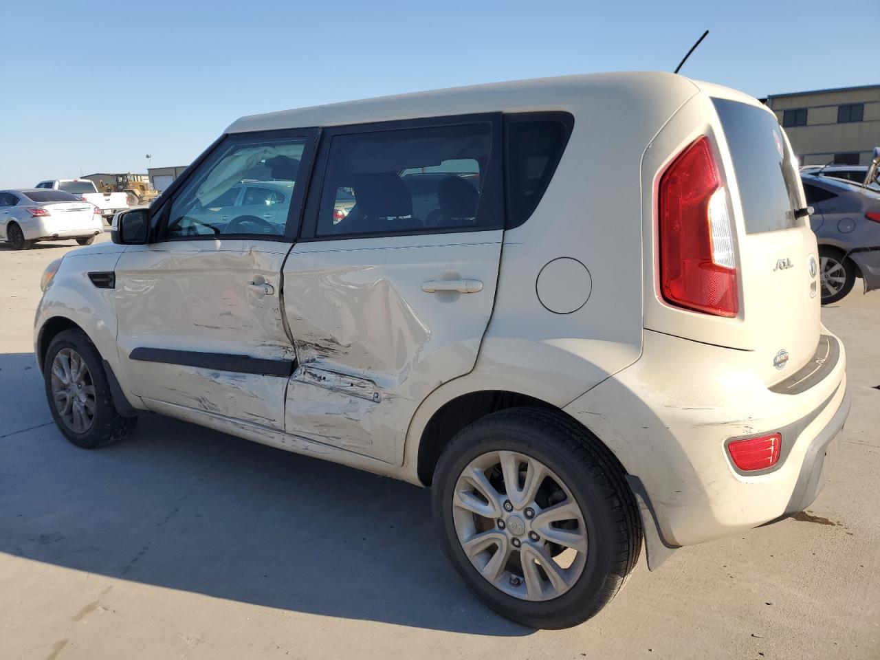 2013 Kia Soul - Image 2