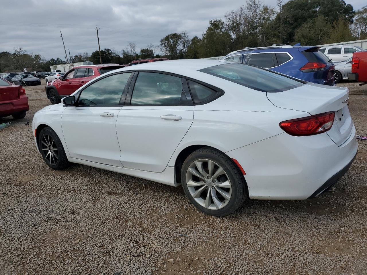 VIN 1C3CCCBB9GN179290 2016 CHRYSLER 200 no.2