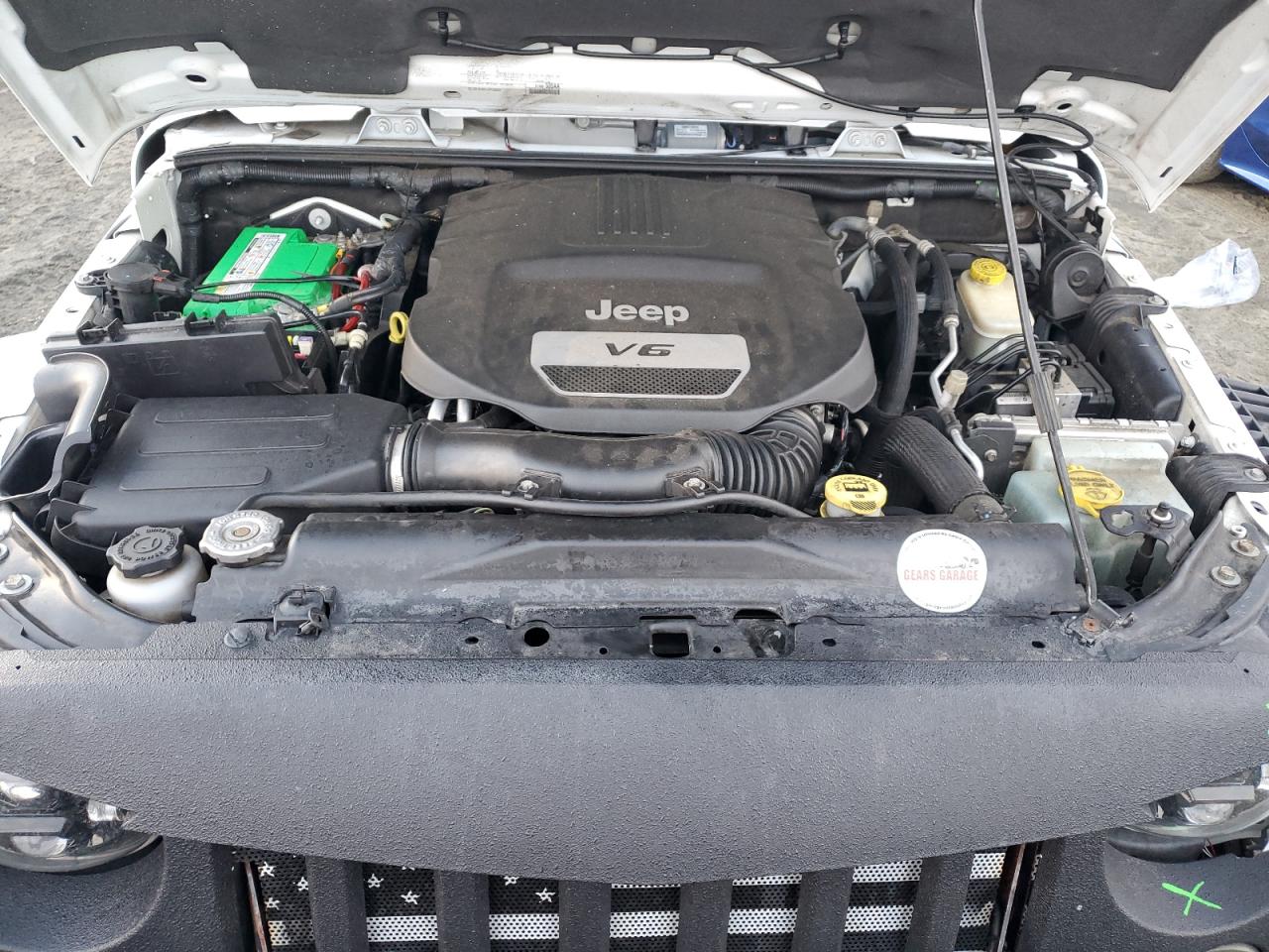 2016 Jeep Wrangler - Image 11