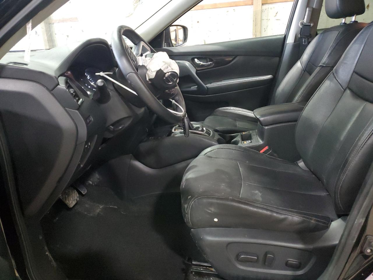 2020 Nissan Rogue - Image 7