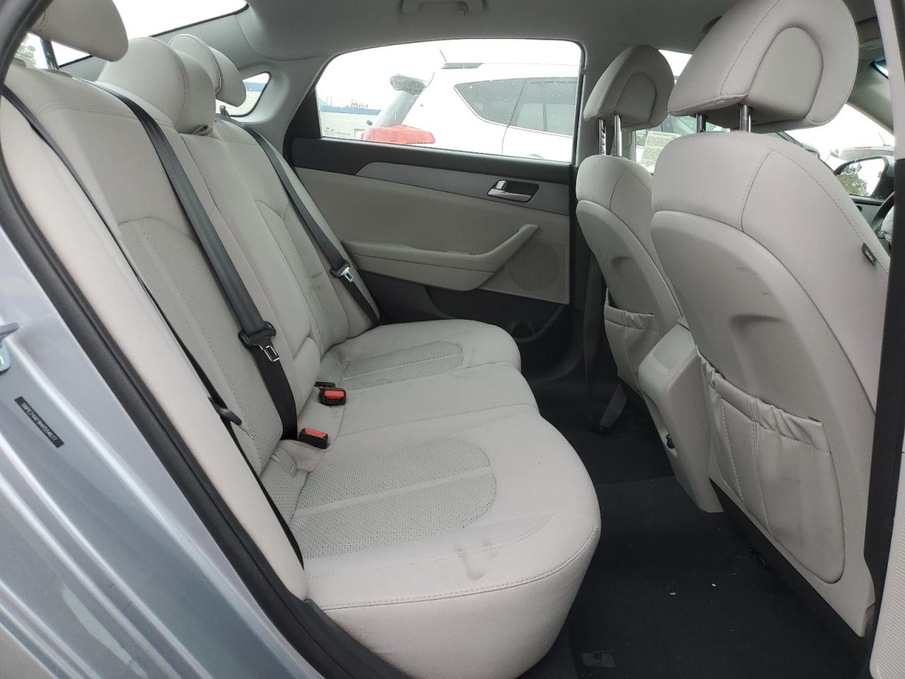 2017 Hyundai Sonata - Image 11