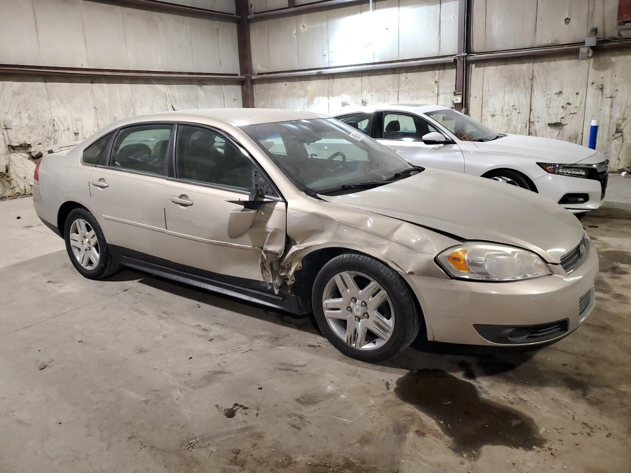 2010 Chevrolet Impala - Image 4