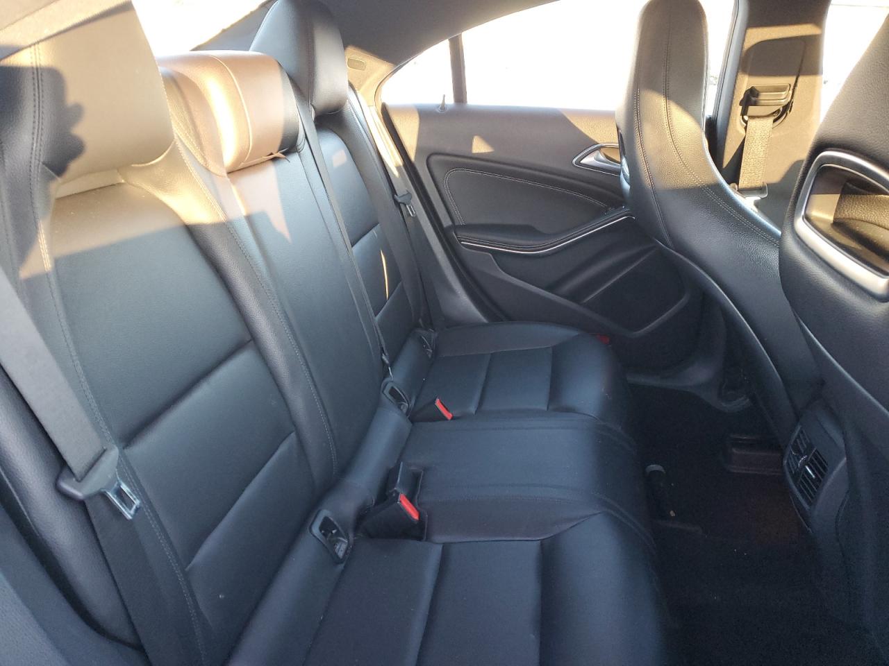 2014 Mercedes-Benz CLA-klasse - Image 10