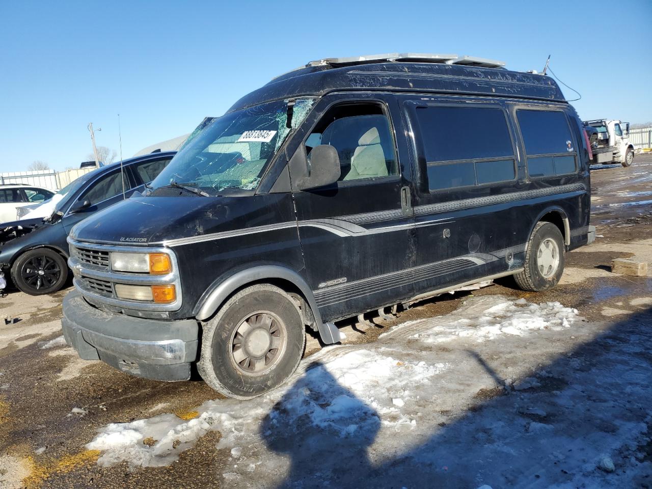 1999 Chevrolet Express - Image 1