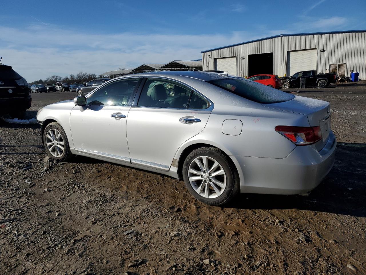 2011 Lexus ES - Image 2