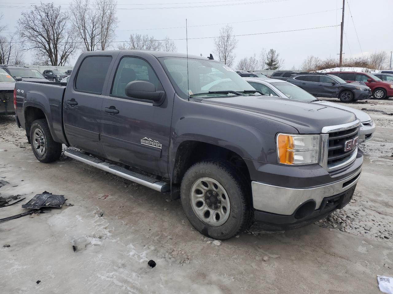 2010 GMC Sierra - Image 4