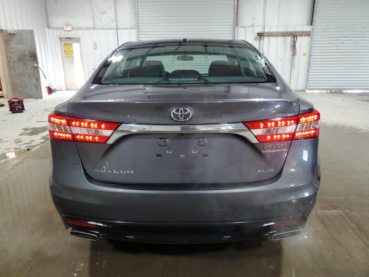 2015 Toyota Avalon - Image 6