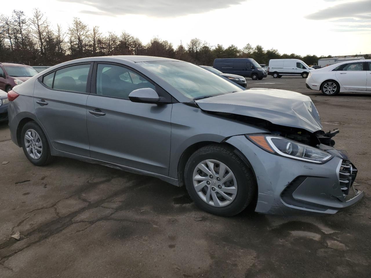 2018 Hyundai Elantra - Image 4