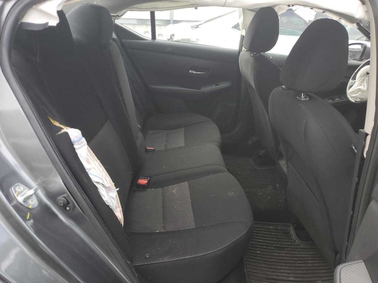 2022 Nissan Sentra - Image 10