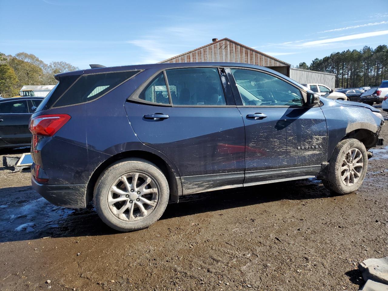 2018 Chevrolet Equinox - Image 3