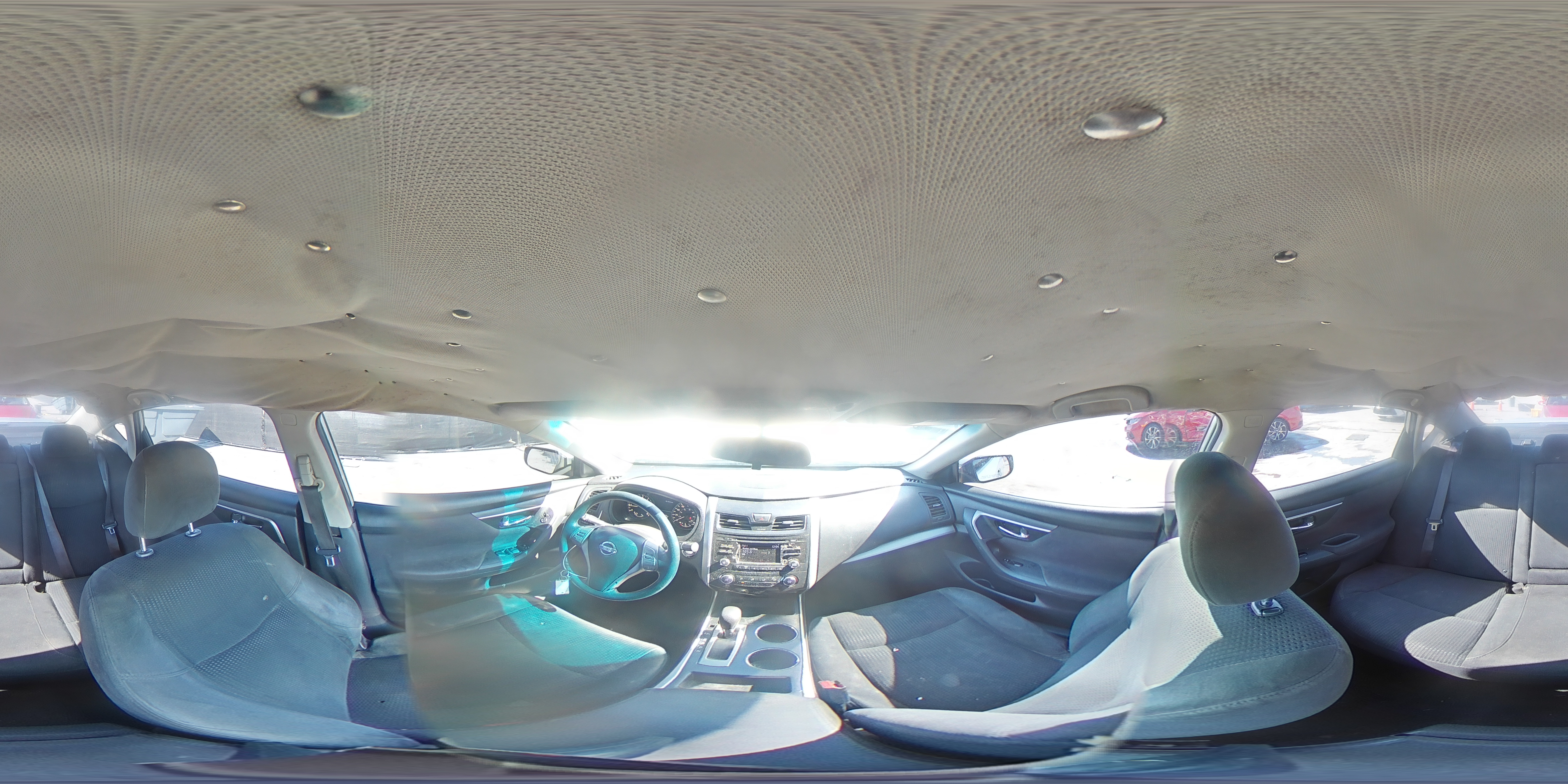 2015 Nissan Altima - Image 14