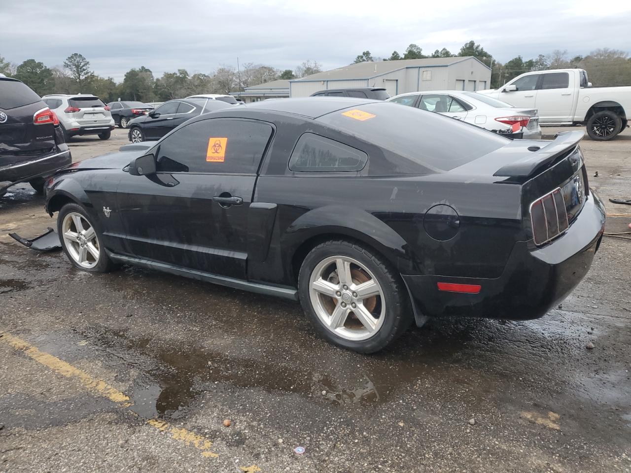 2009 Ford Mustang - Image 2