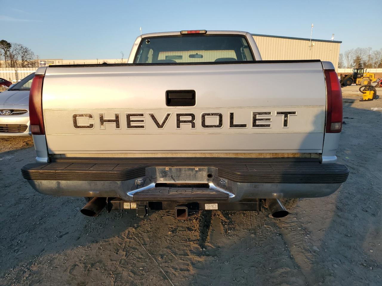 1994 Chevrolet GMT-400 - Image 6