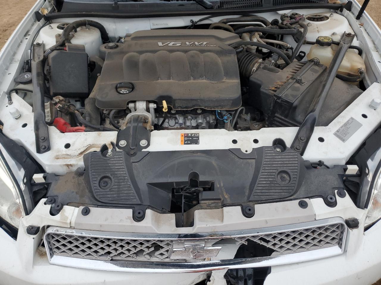 2014 Chevrolet Impala - Image 11