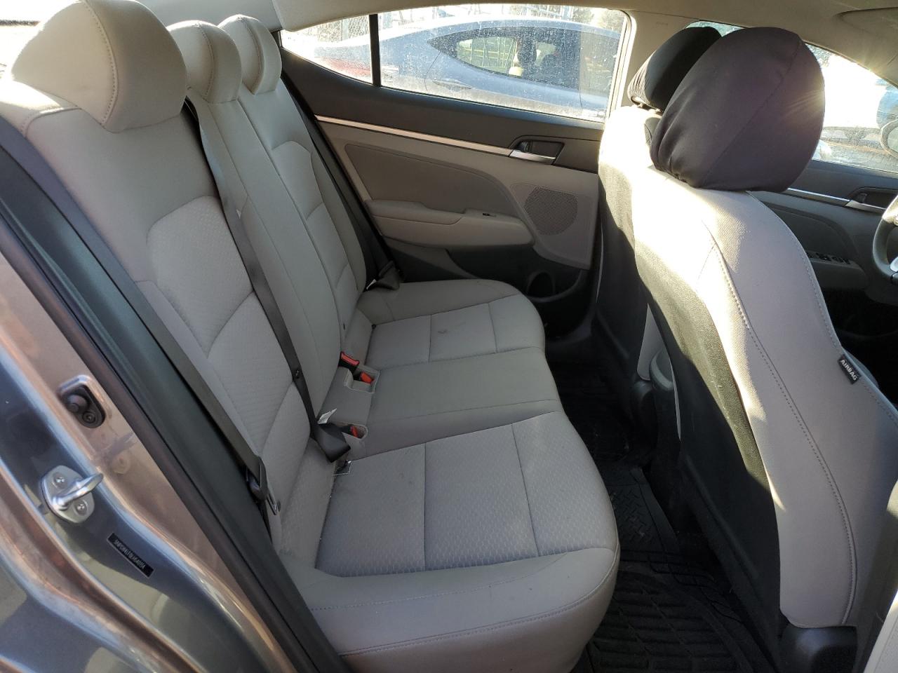 2020 Hyundai Elantra - Image 10