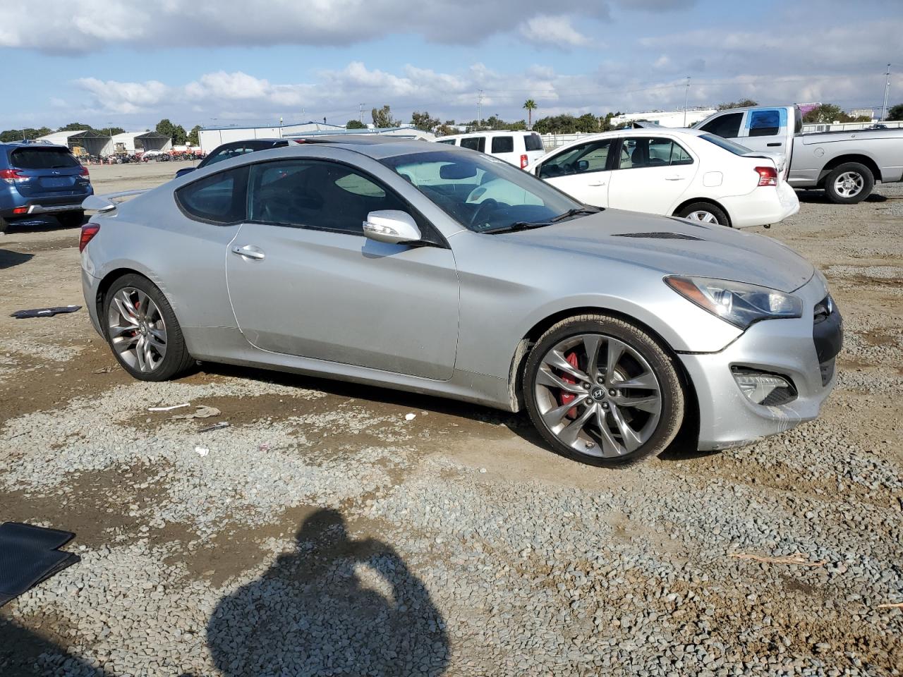 2013 Hyundai Genesis - Image 4
