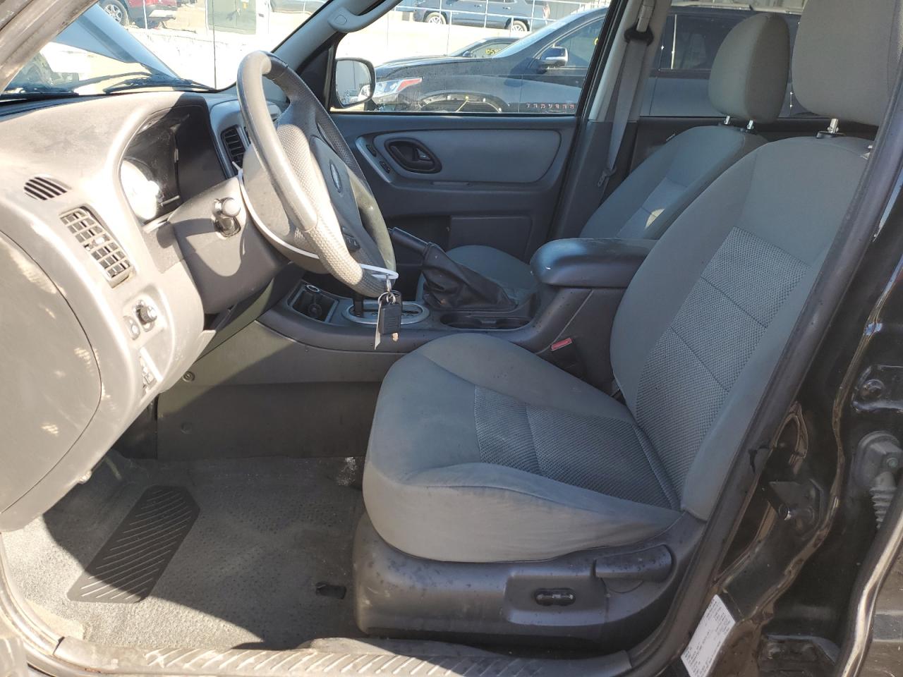 2007 Ford Escape - Image 7