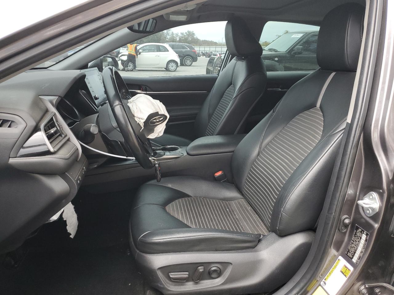 2022 Toyota Camry - Image 7