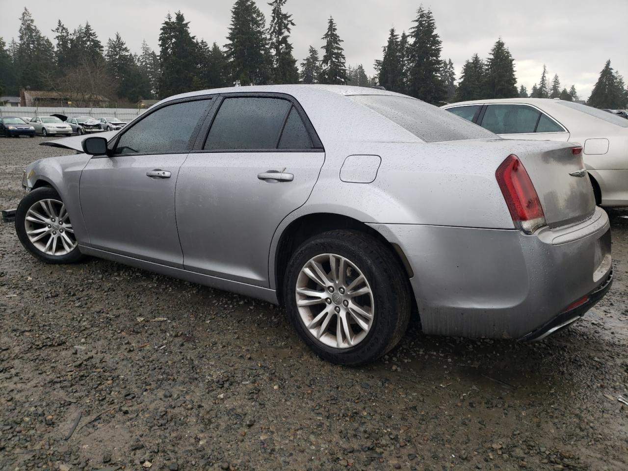 2015 Chrysler 300 - Image 2