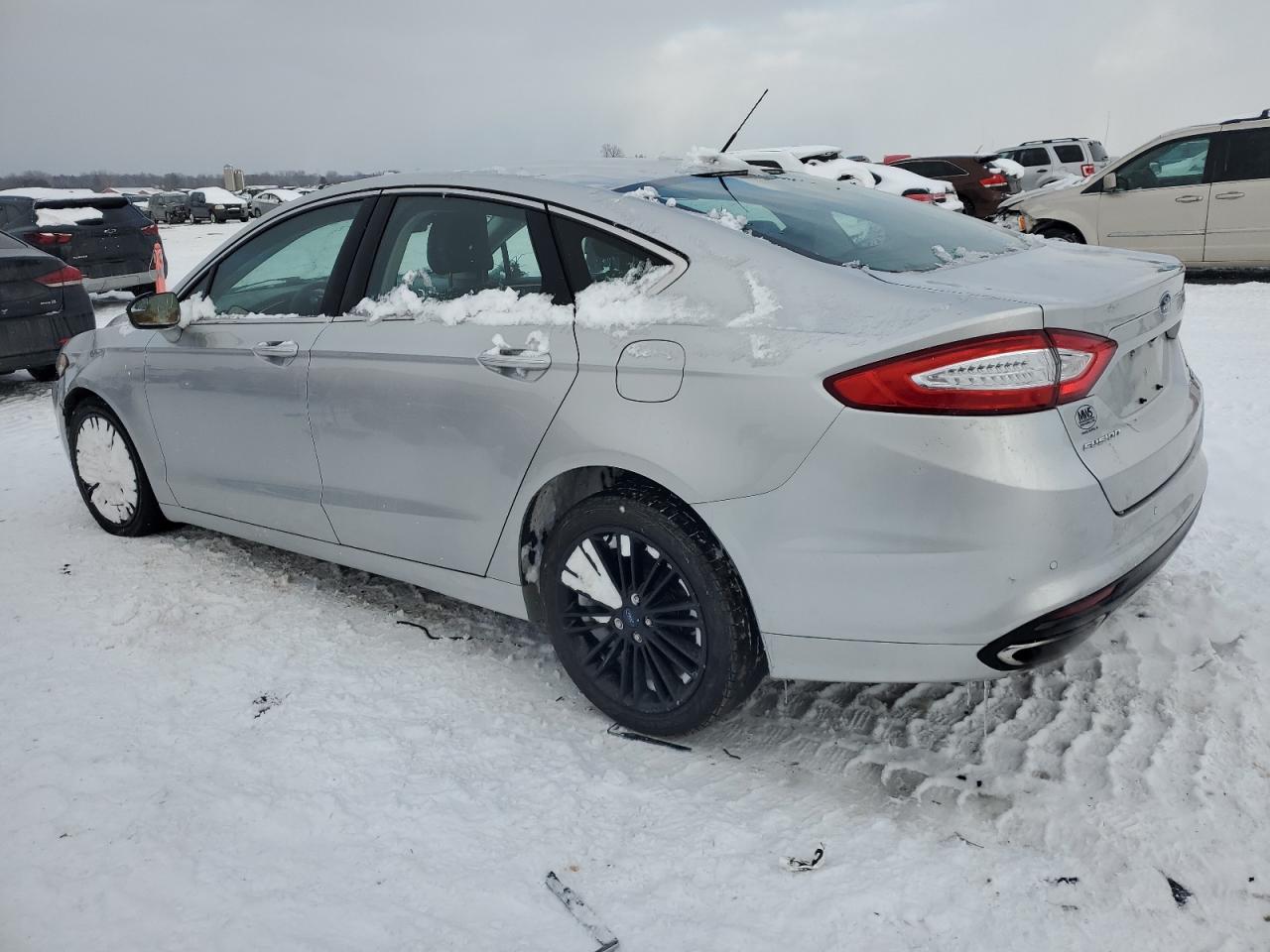 2016 Ford Fusion - Image 2
